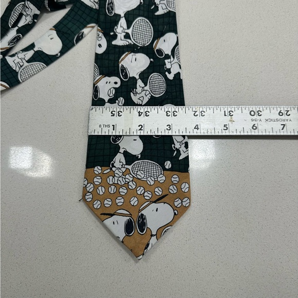 Snoopy peanuts Charlie Brown tennis vintage 1958 tie made in Korea - Picture 2 of 11